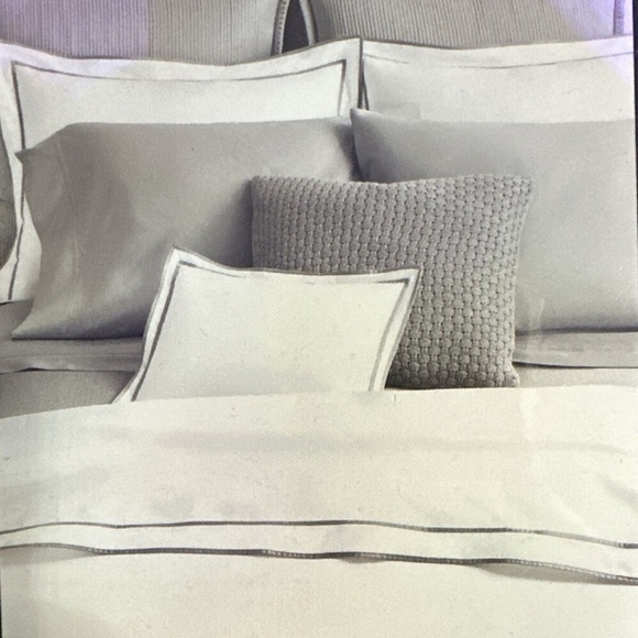 LAUREN Ralph Lauren Spencer Sateen Border Queen Duvet Cover white / stone border - Picture 3 of 5